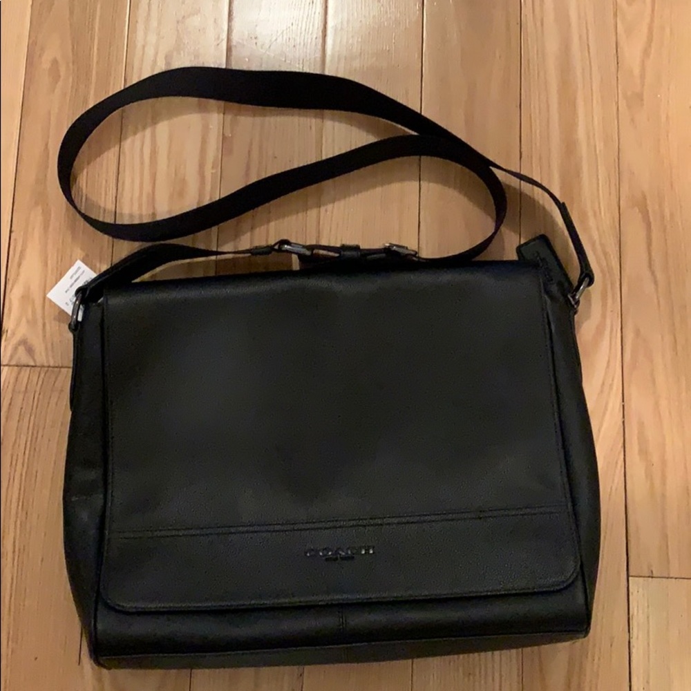 Unisex Coach Messenger Bag (Black)